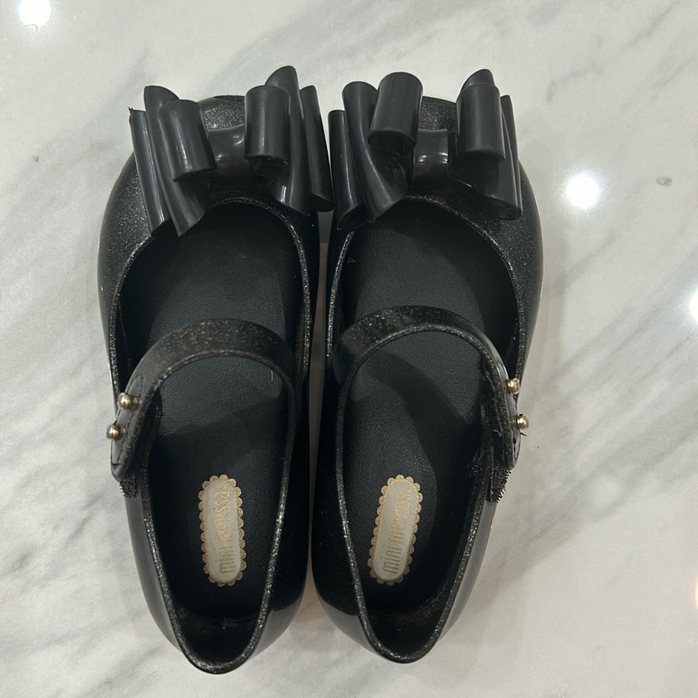 Mini Melissa Girl Jelly Black Shoe With Peep Toe and Bow